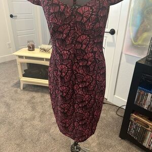 Black dress with shades of pink and dark dark pink